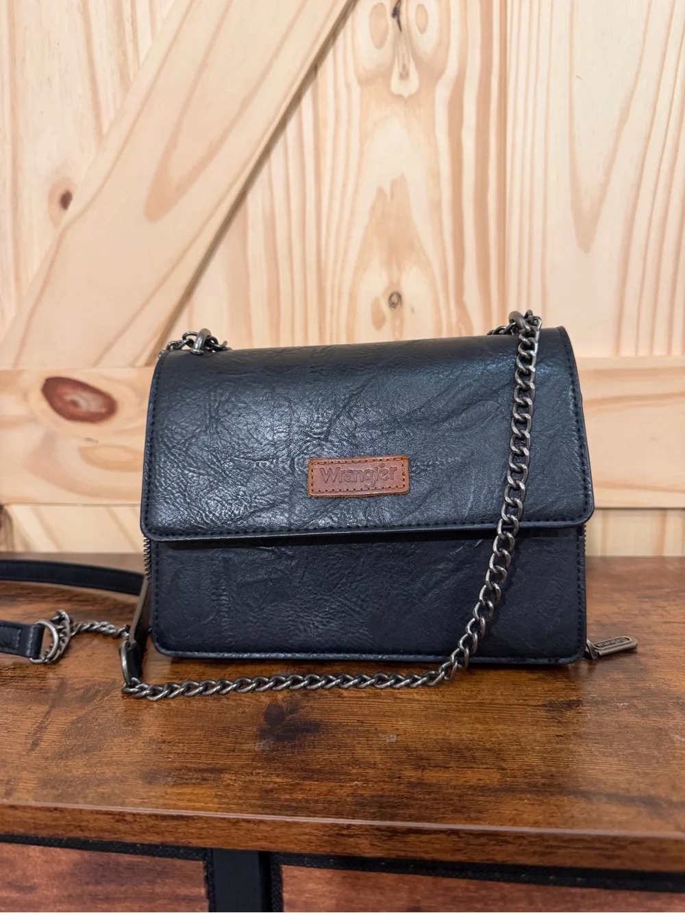 Wrangler Black Crossbody Bag with Chain Strap